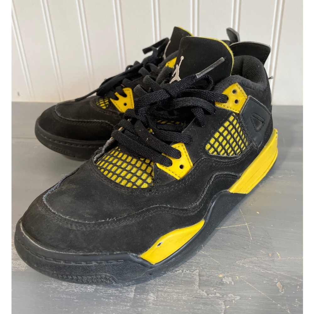 Jordan 4 Retro Thunder 2023 Black Tour Yellow BQ7669-017 Kids Basketball 2Y Shoe